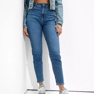 American Eagle Real Good Stretch Mom Jeans size 10 x-long NWT